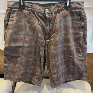 V: Patagonia Brown Plaid Organic Cotton Blend Shorts Men’s Sz 36 - 9” Inseam